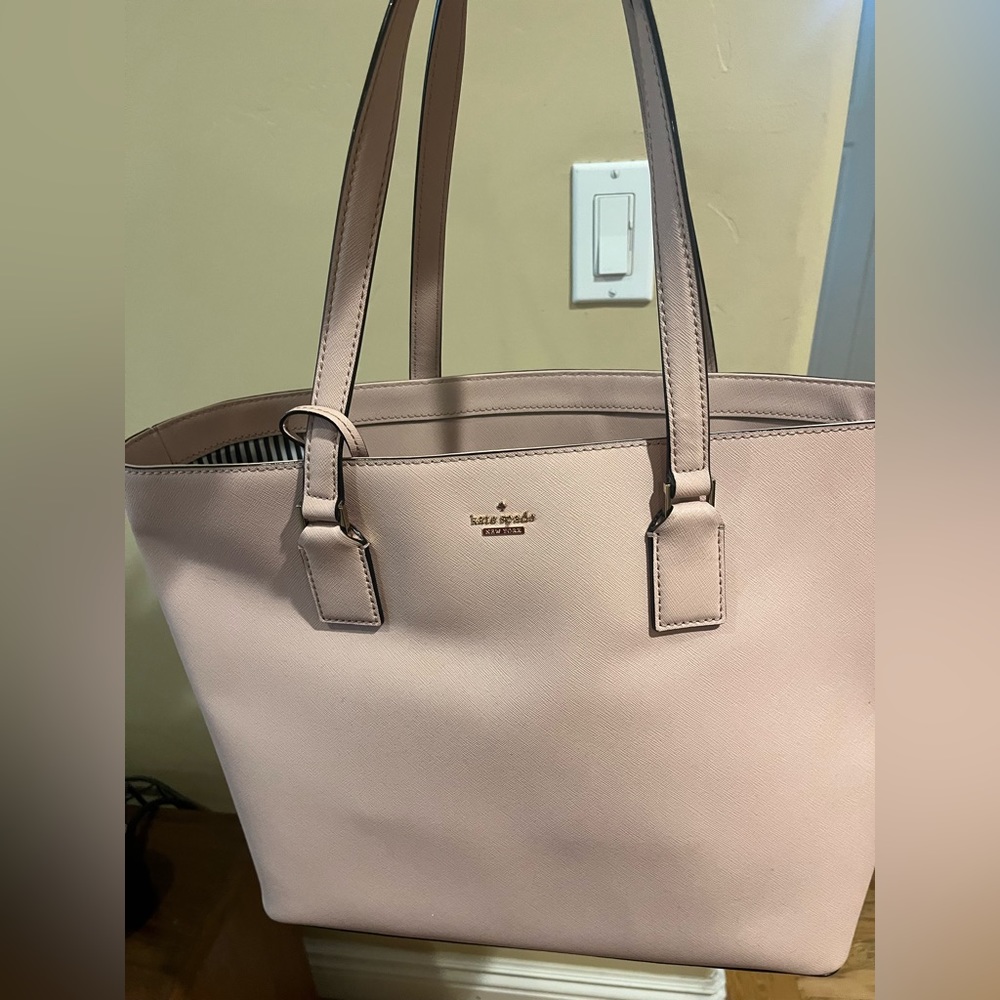 Light pink Kate spade tote
